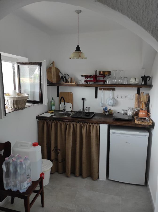 Ferienwohnung Kishaz A Szolohegyen Balatonakali Exterior foto